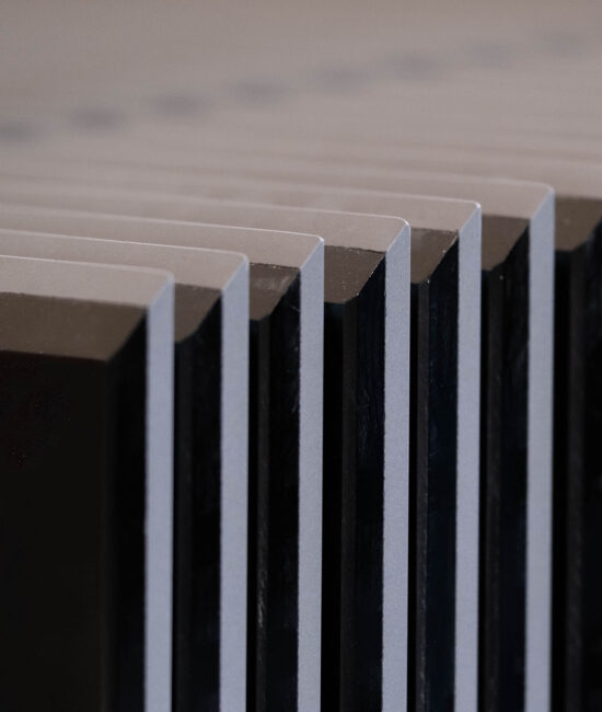 Glass-Tech trasformazione del vetro piano di forte spessore